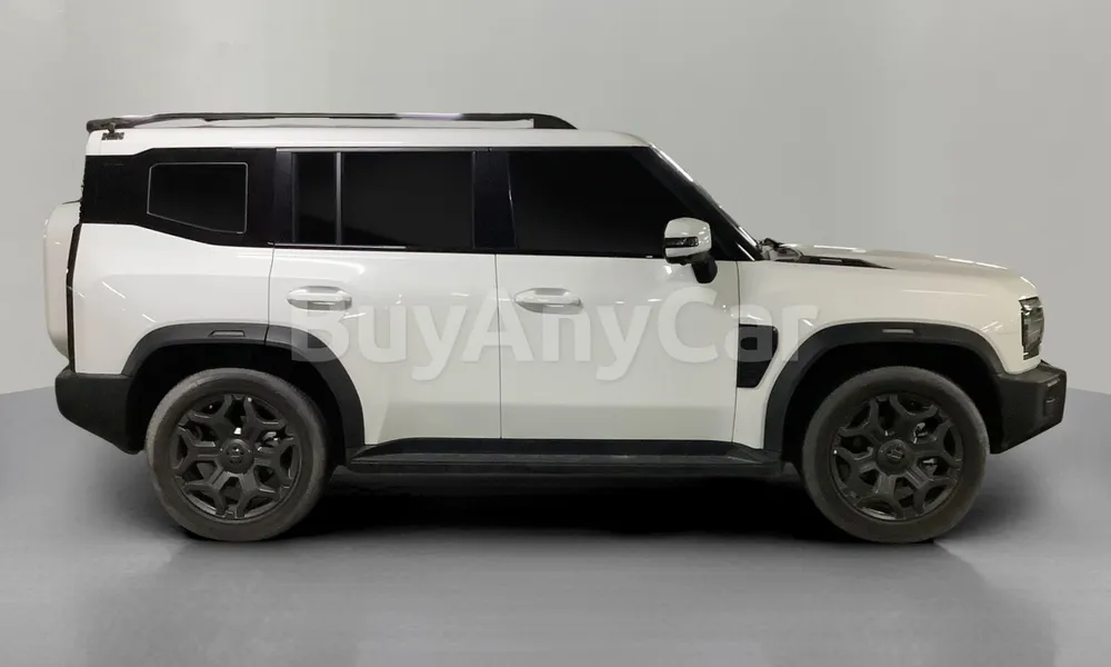 Vehicle photo 3