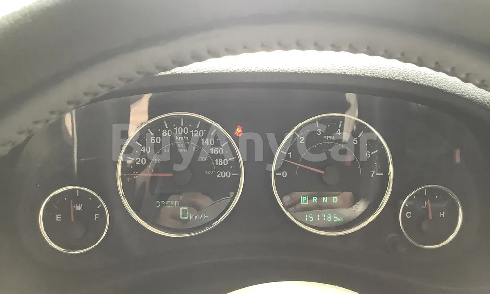 Vehicle photo 7