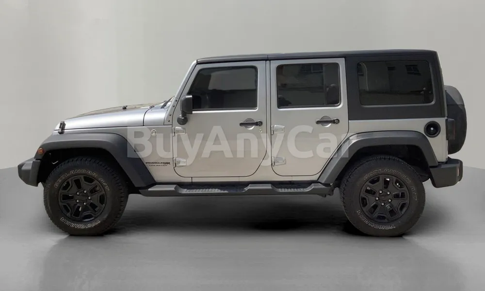 Vehicle photo 4