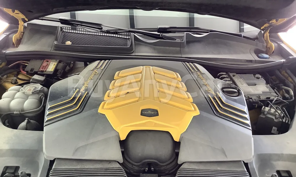 Vehicle photo 6