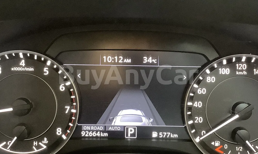 Vehicle photo 7