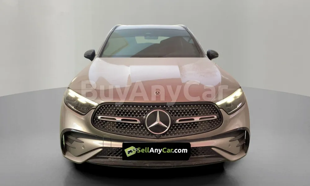 Vehicle photo 1