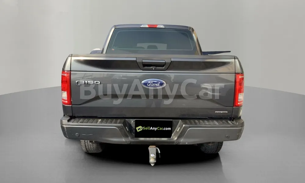 Vehicle photo 2