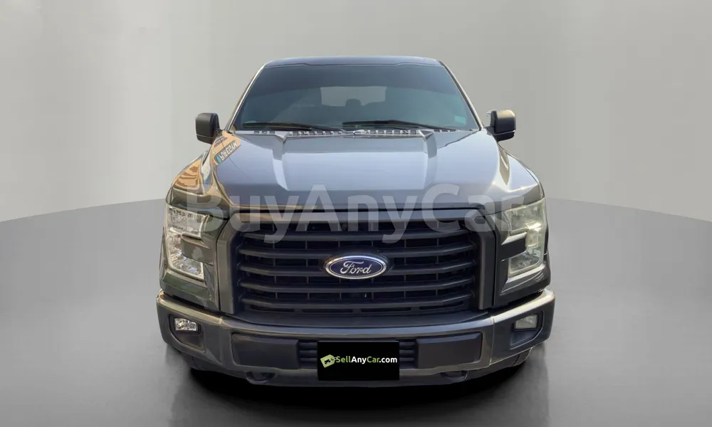 Vehicle photo 1