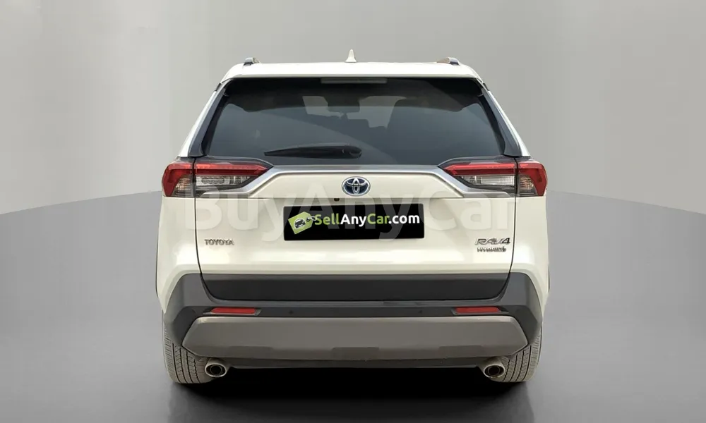 Vehicle photo 2