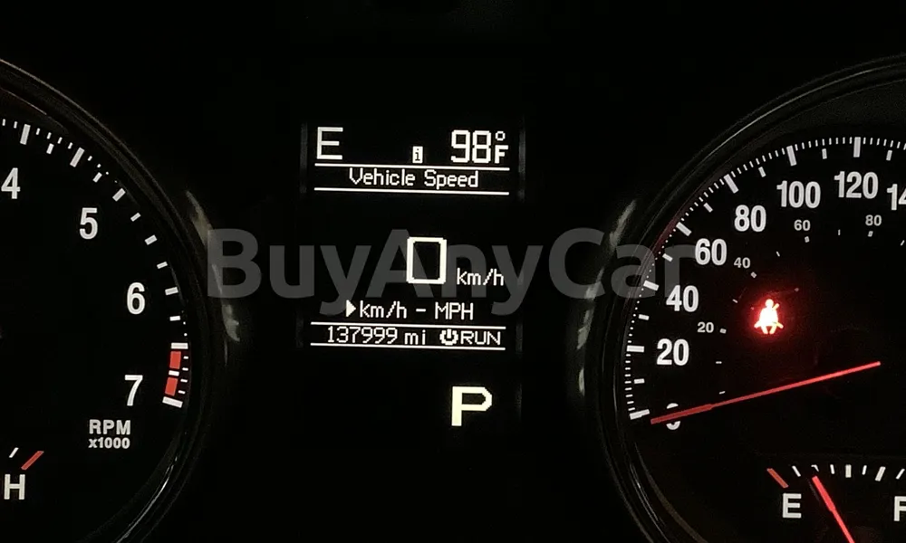 Vehicle photo 6
