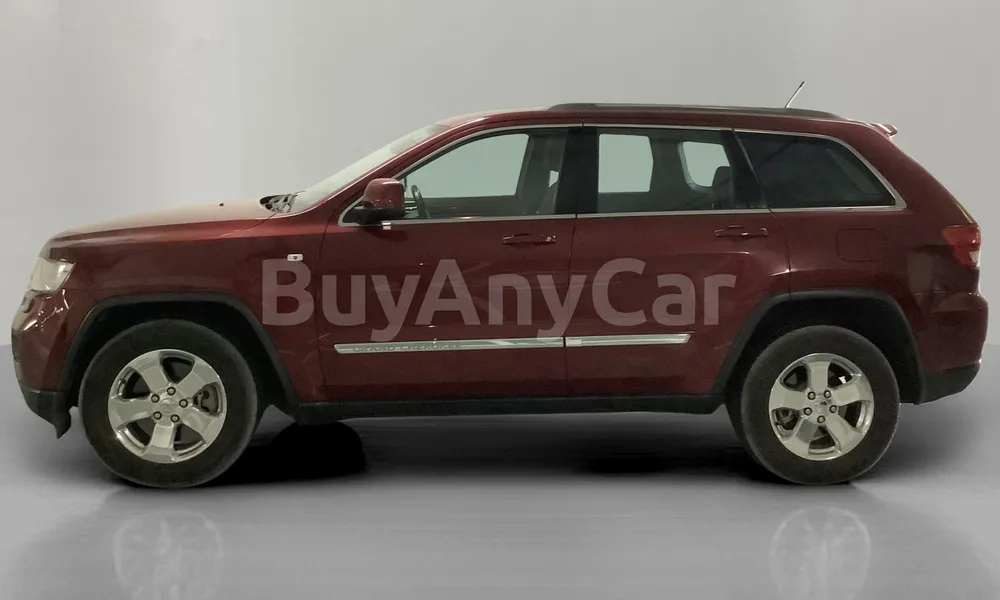 Vehicle photo 4