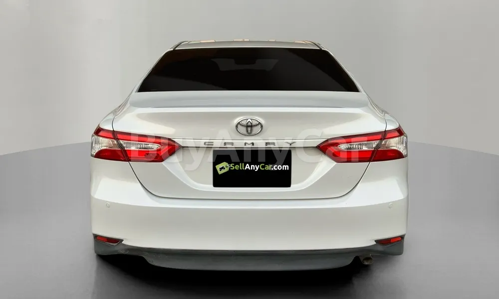 Vehicle photo 2