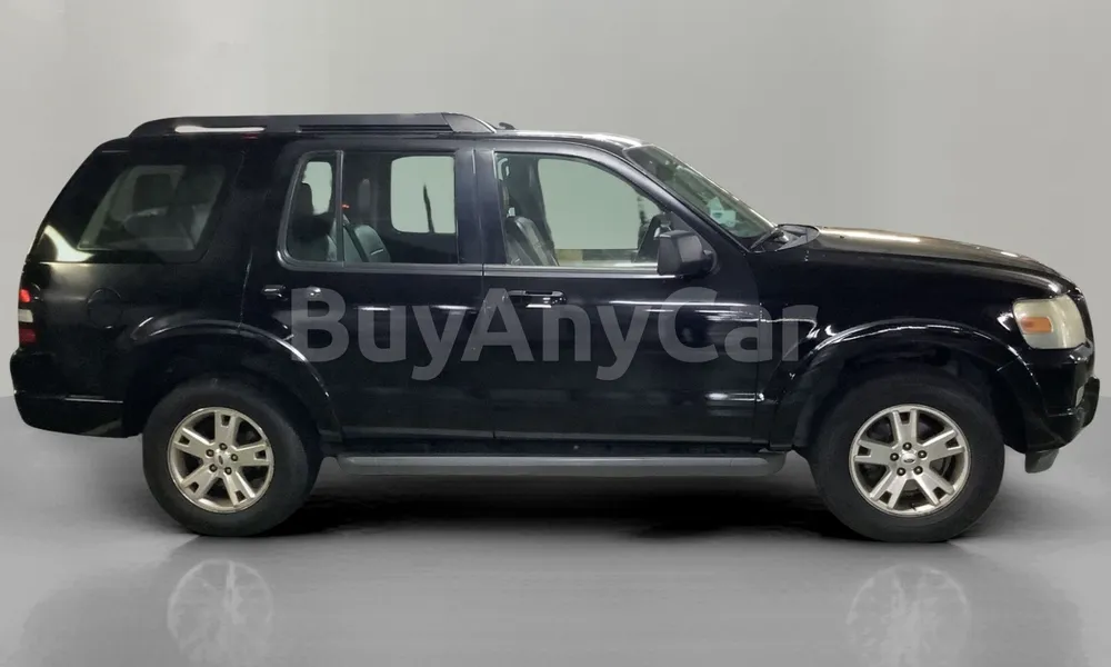 Vehicle photo 3