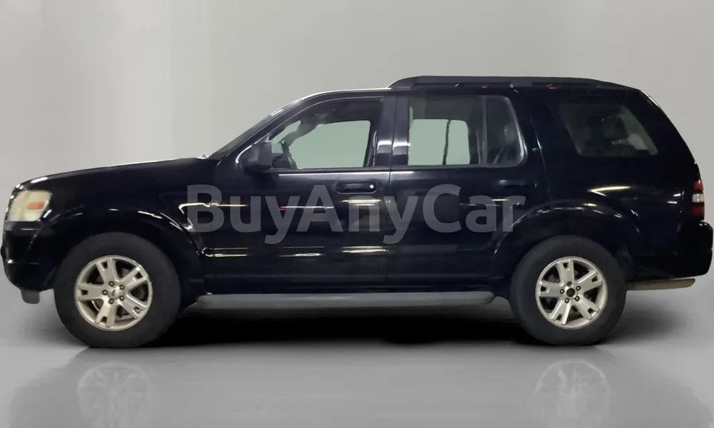 Vehicle photo 4