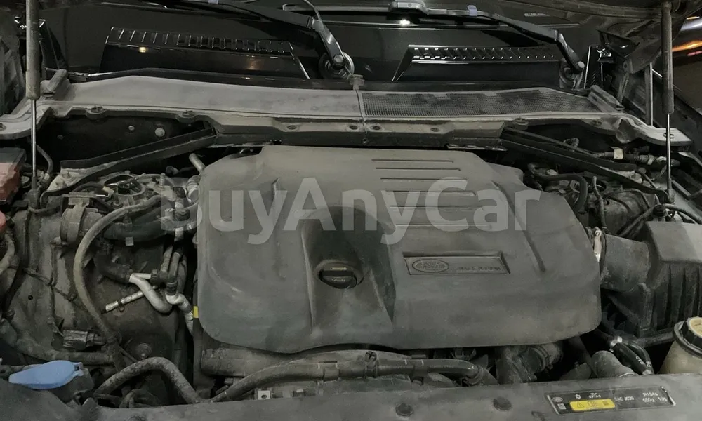 Vehicle photo 6