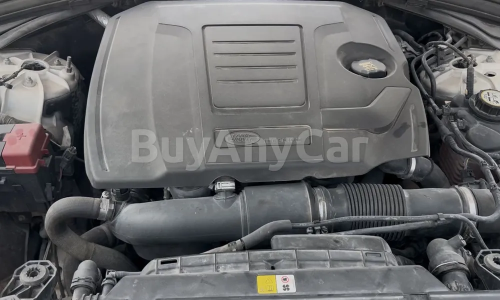 Vehicle photo 6