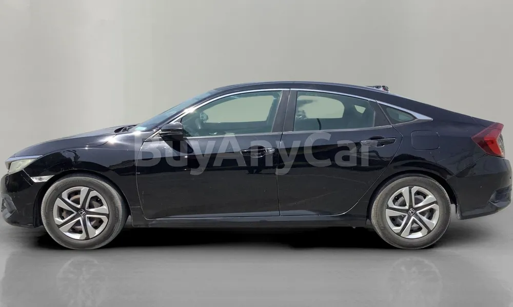 Vehicle photo 4