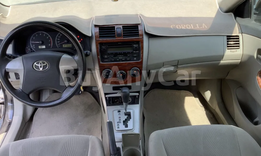Vehicle photo 8