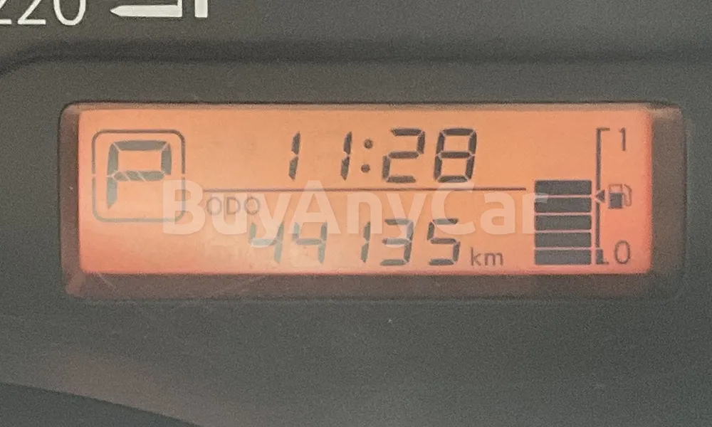 Vehicle photo 7