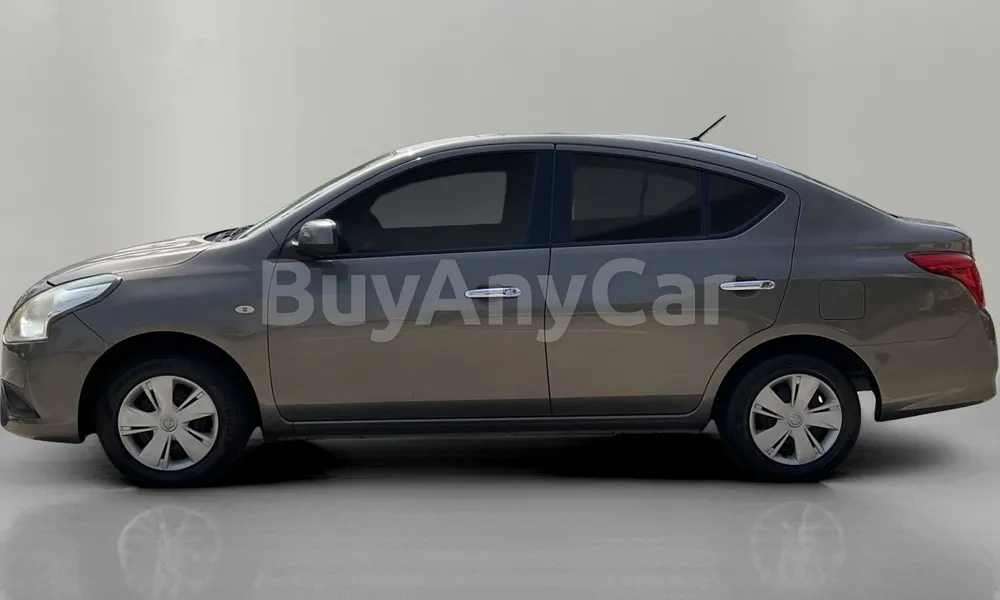 Vehicle photo 4