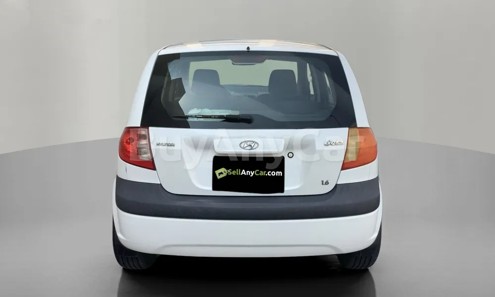 Vehicle photo 2