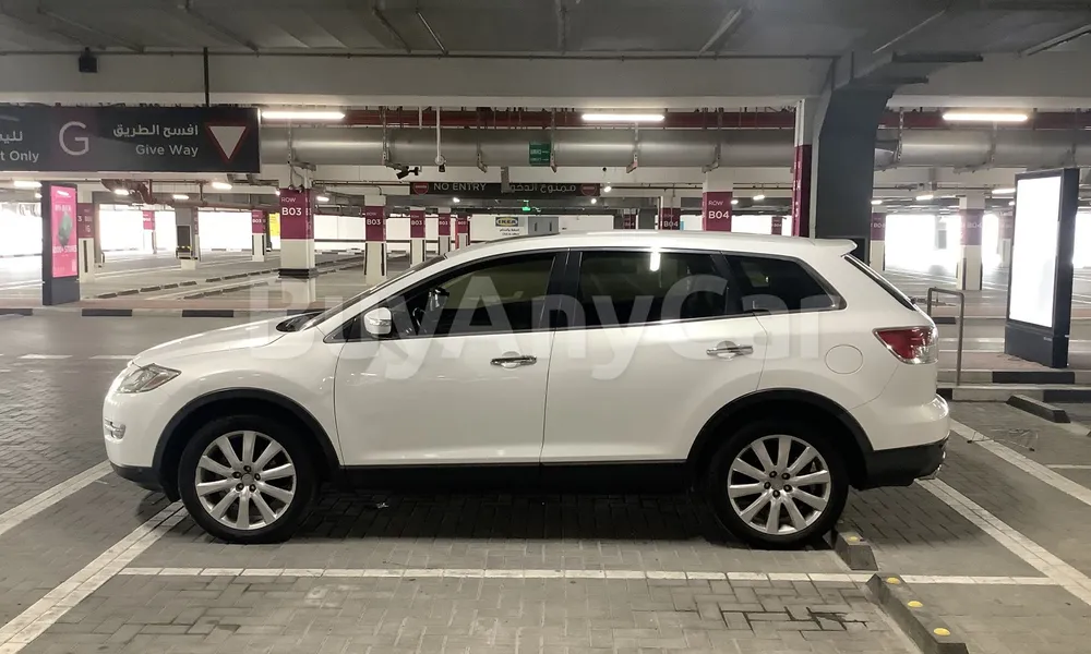 Vehicle photo 5