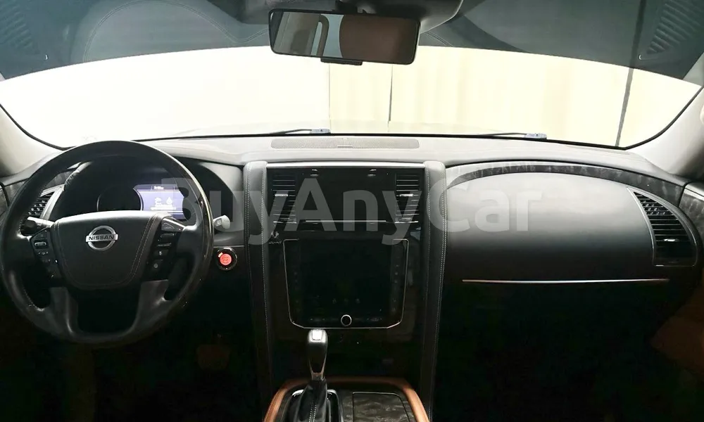 Vehicle photo 4