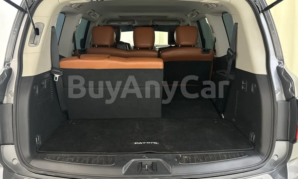 Vehicle photo 15