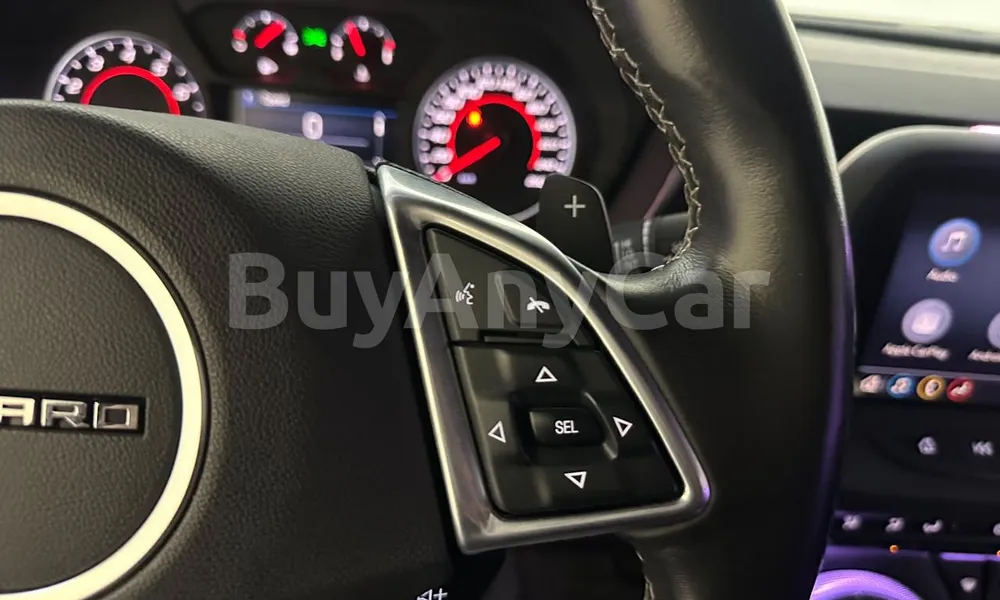 Vehicle photo 12