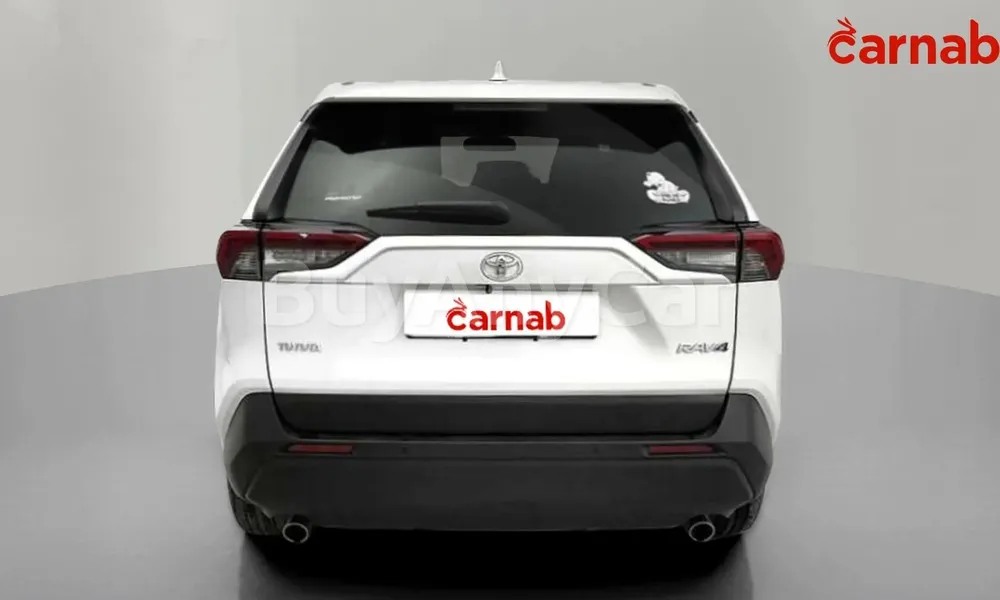 Vehicle photo 2