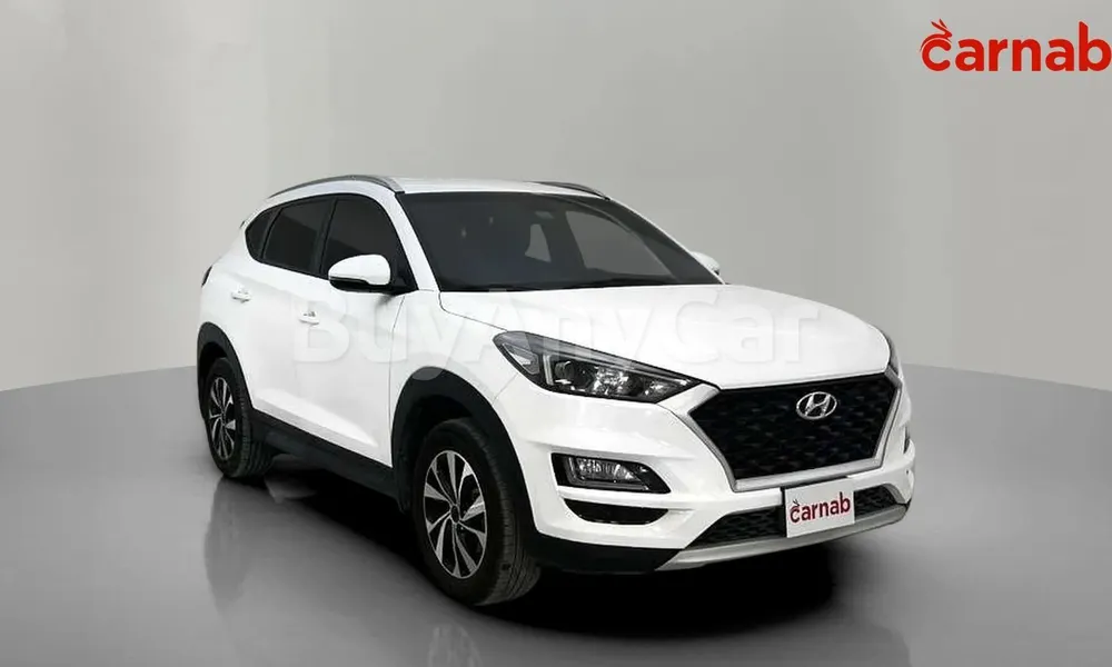 Vehicle photo 6