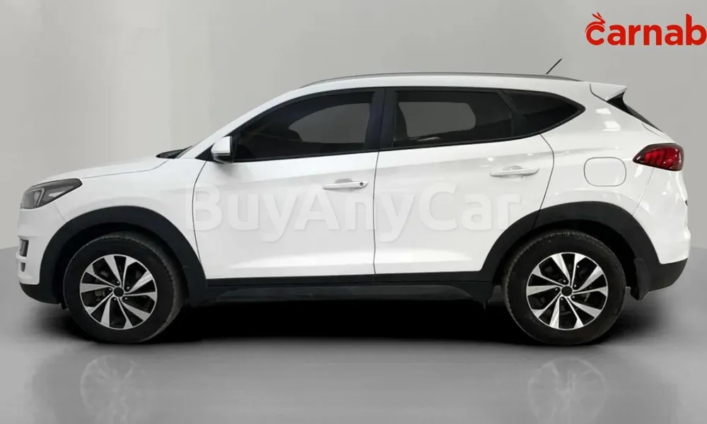 Vehicle photo 3