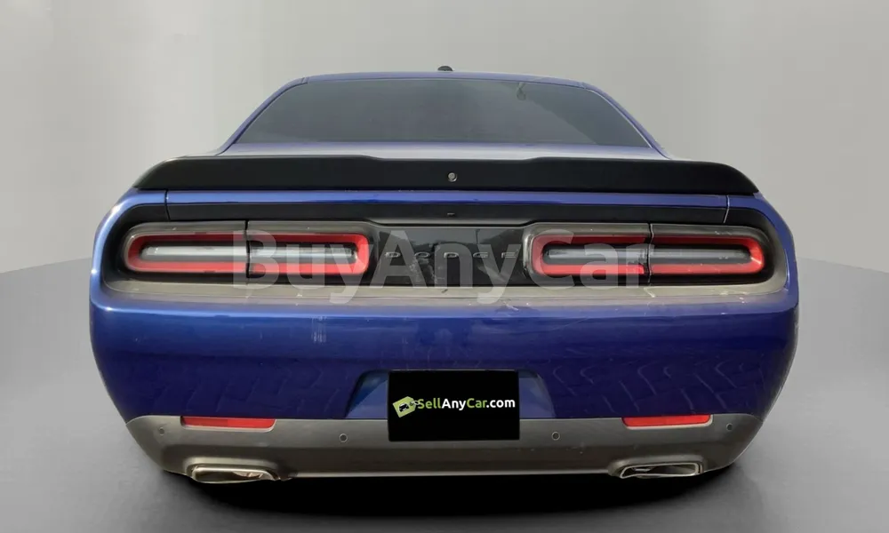 Vehicle photo 2