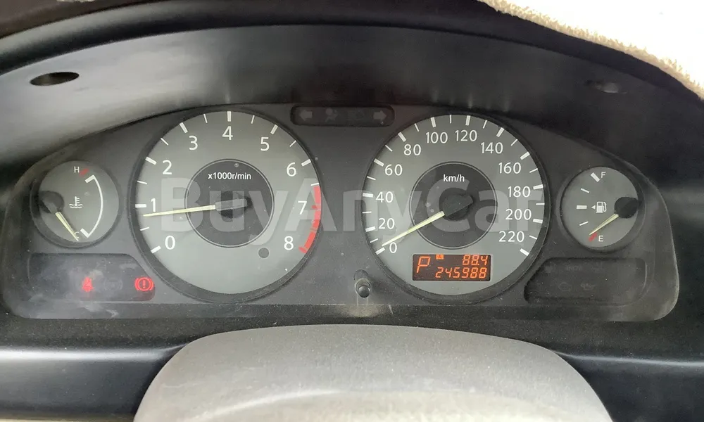 Vehicle photo 7