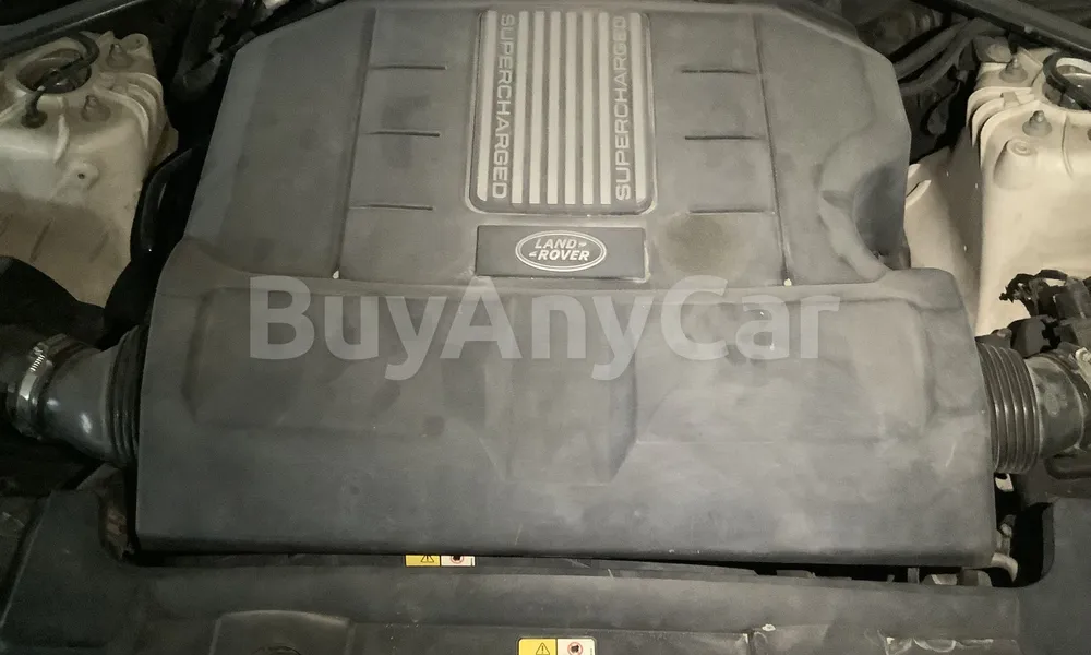 Vehicle photo 6