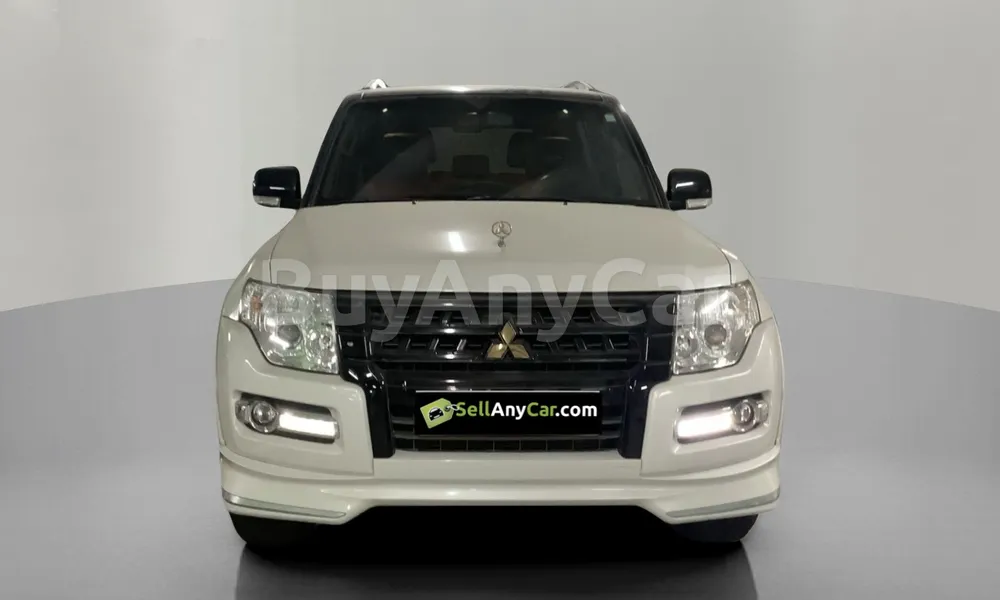 Vehicle photo 1
