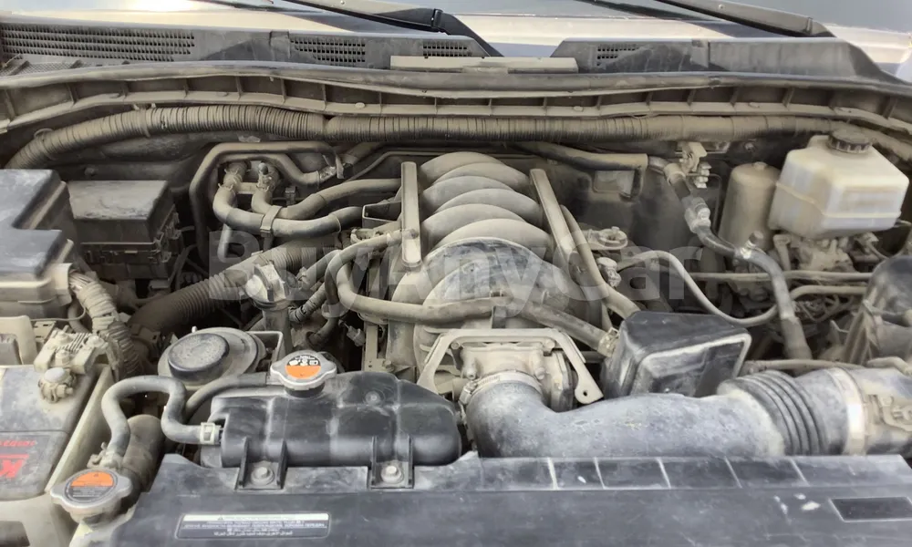 Vehicle photo 6