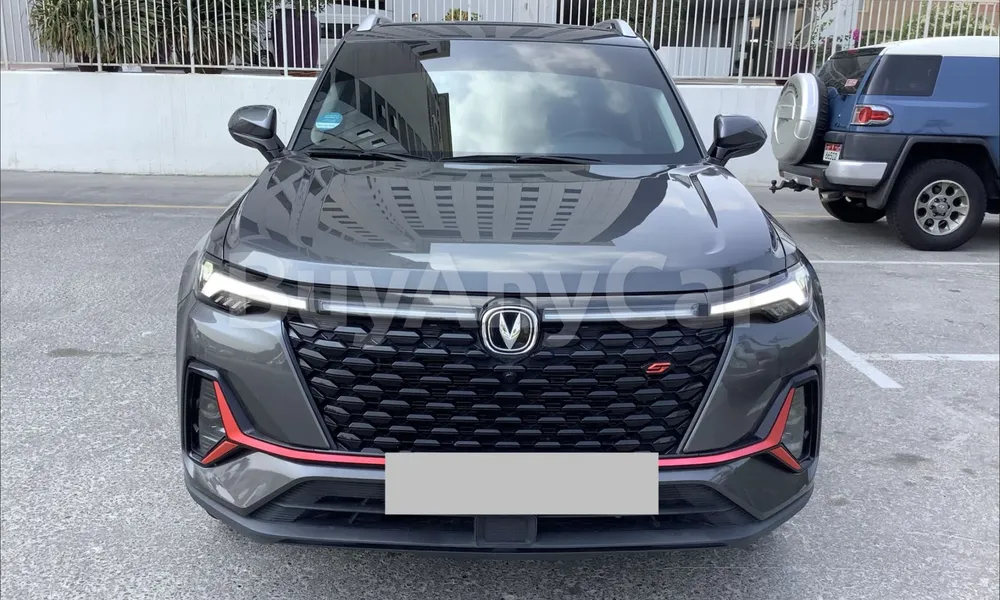 Vehicle photo 1