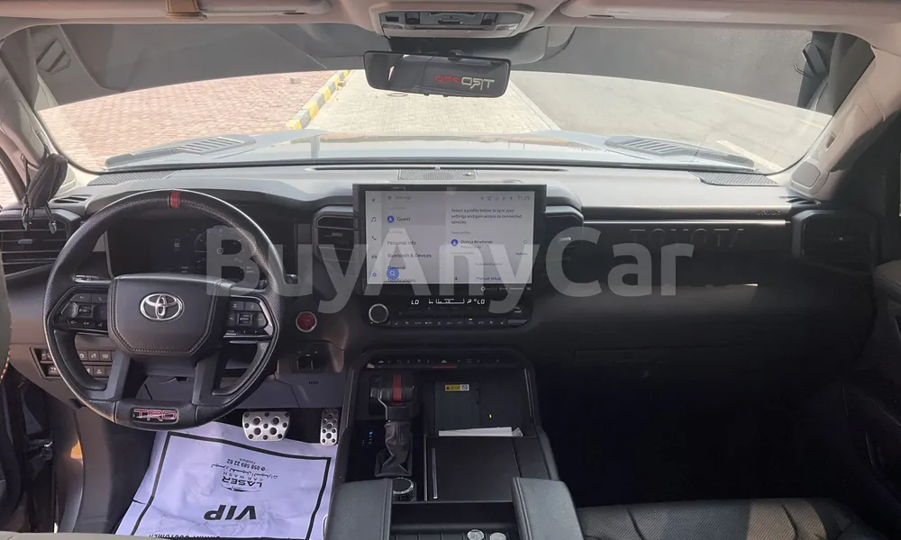 Vehicle photo 9