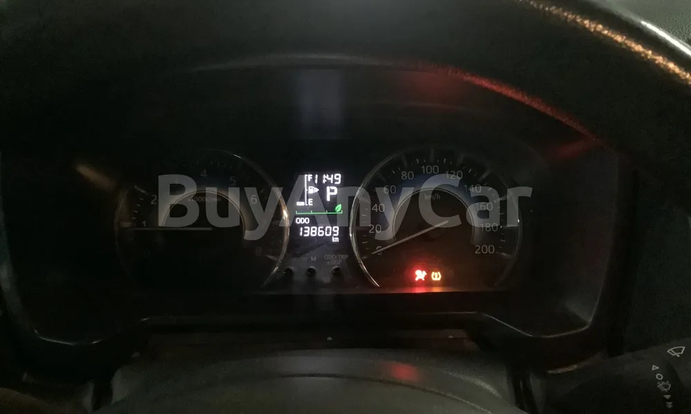 Vehicle photo 7