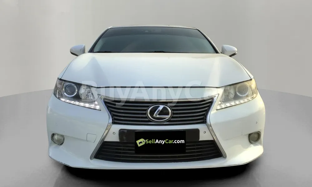 Vehicle photo 1