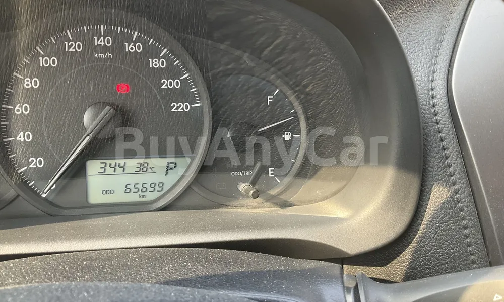 Vehicle photo 8