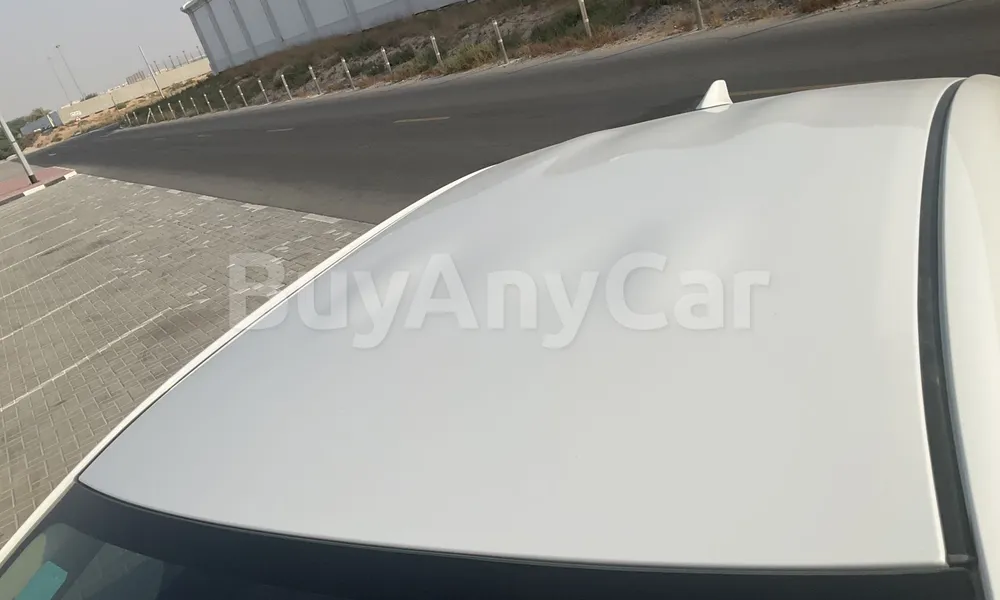 Vehicle photo 5