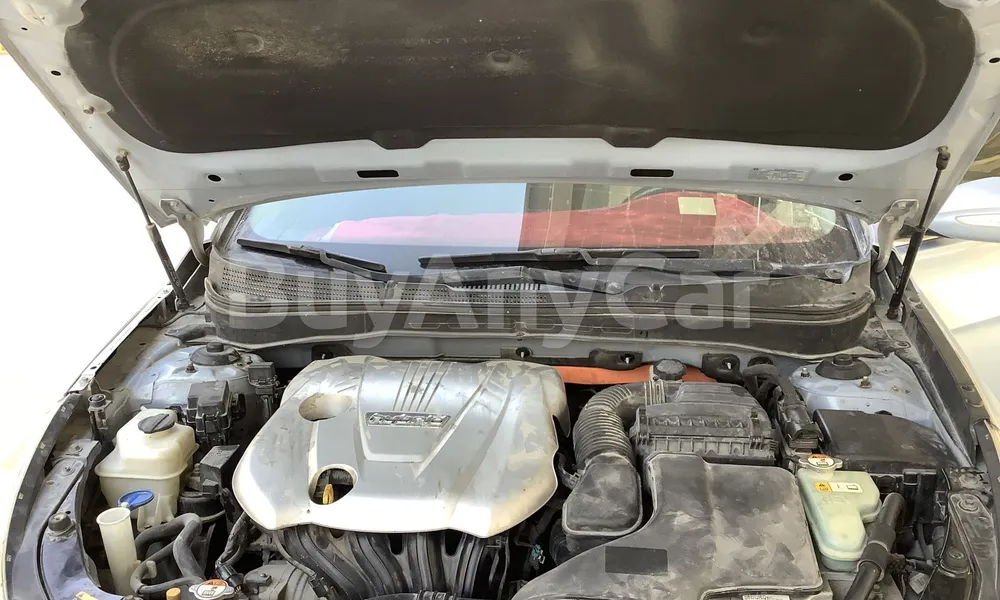 Vehicle photo 6