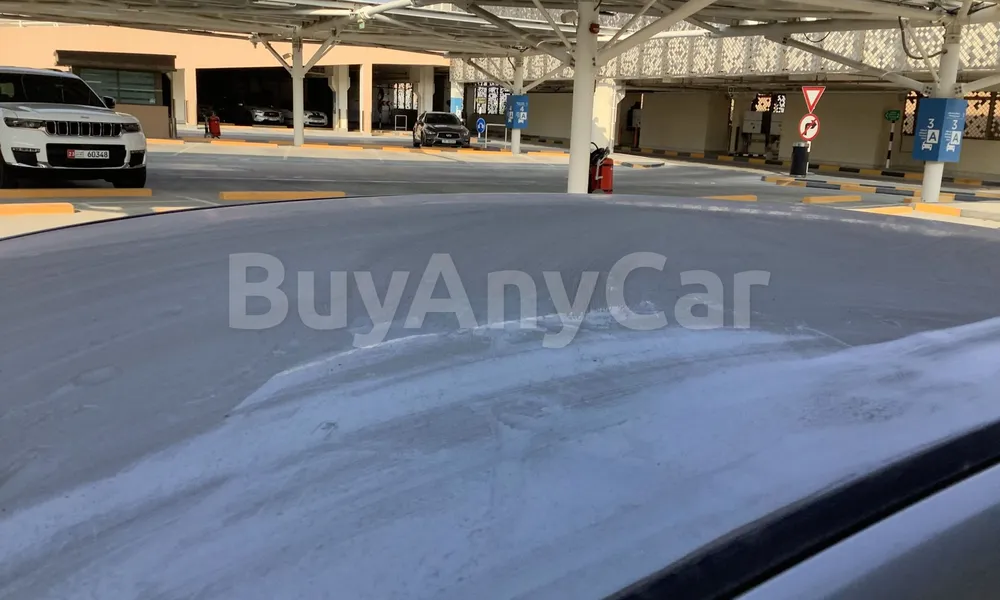 Vehicle photo 5