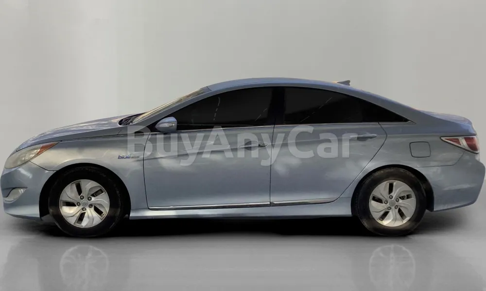 Vehicle photo 4