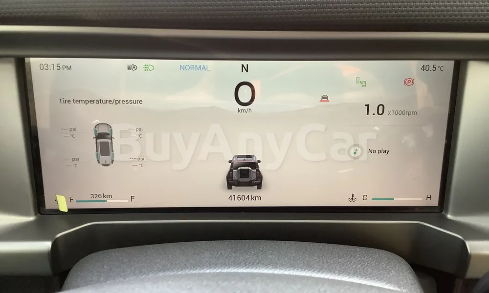 Vehicle photo 7