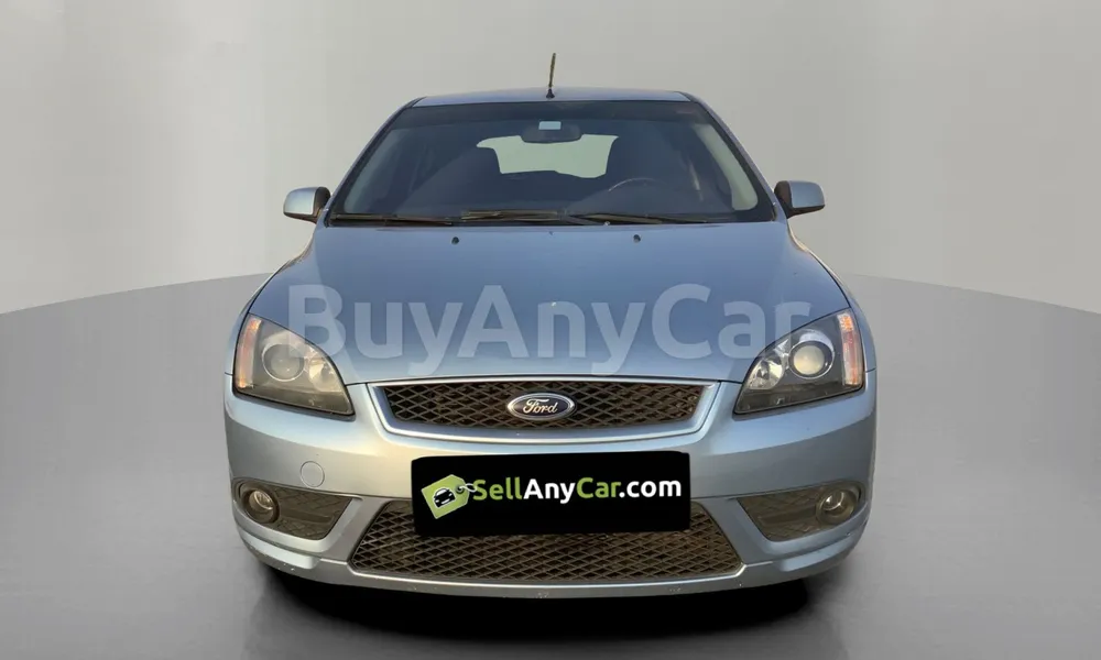 Vehicle photo 1