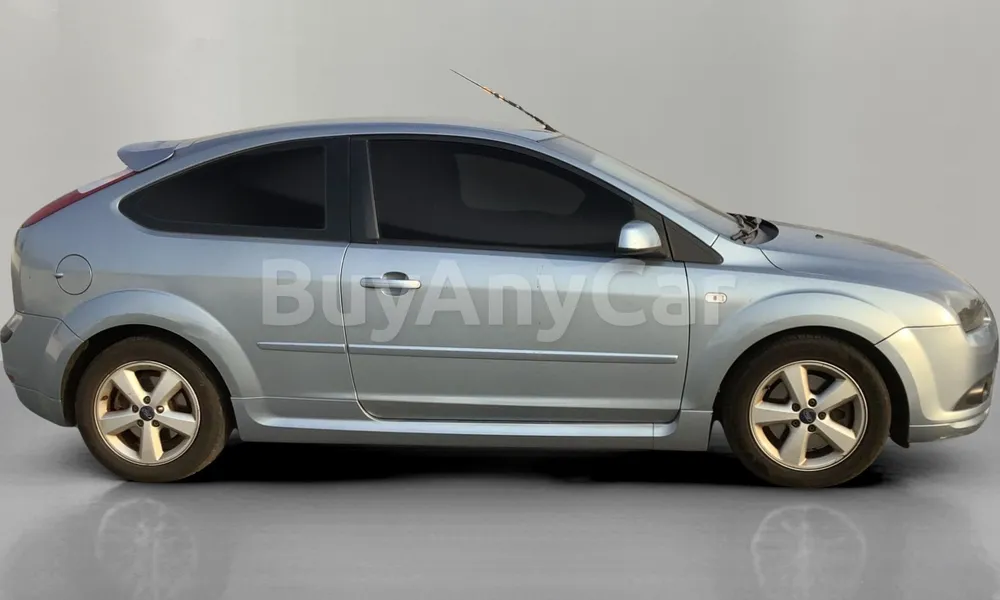 Vehicle photo 3