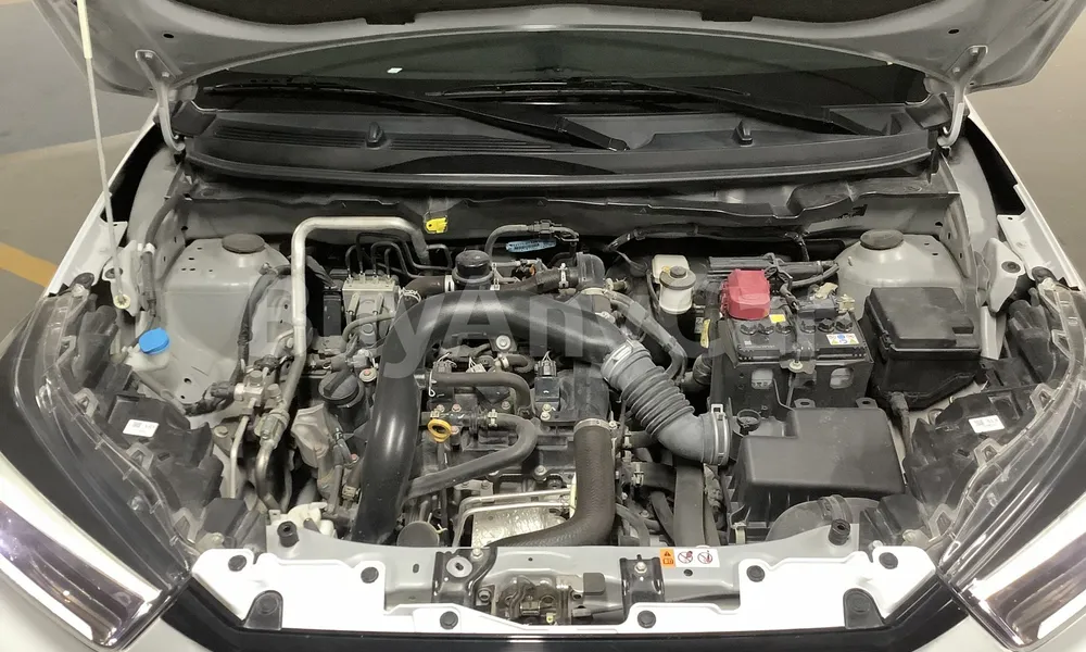 Vehicle photo 5