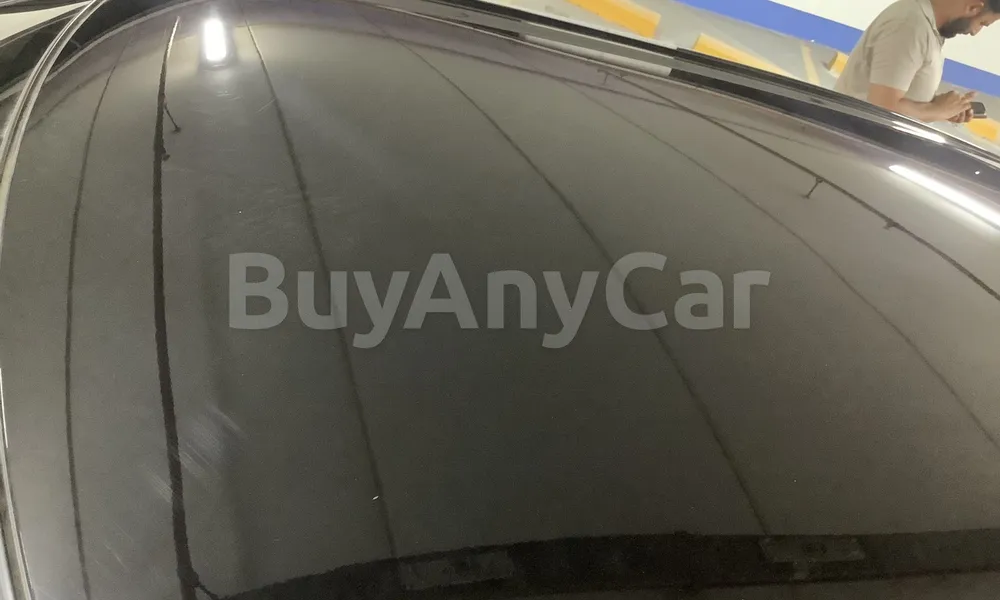 Vehicle photo 7