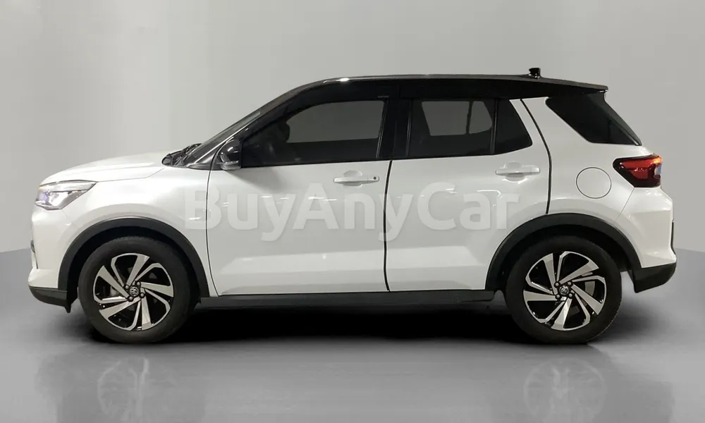 Vehicle photo 3
