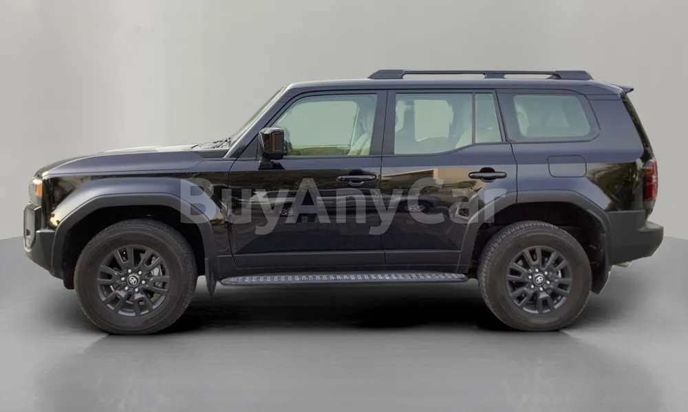 Vehicle photo 4