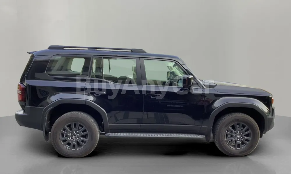 Vehicle photo 3